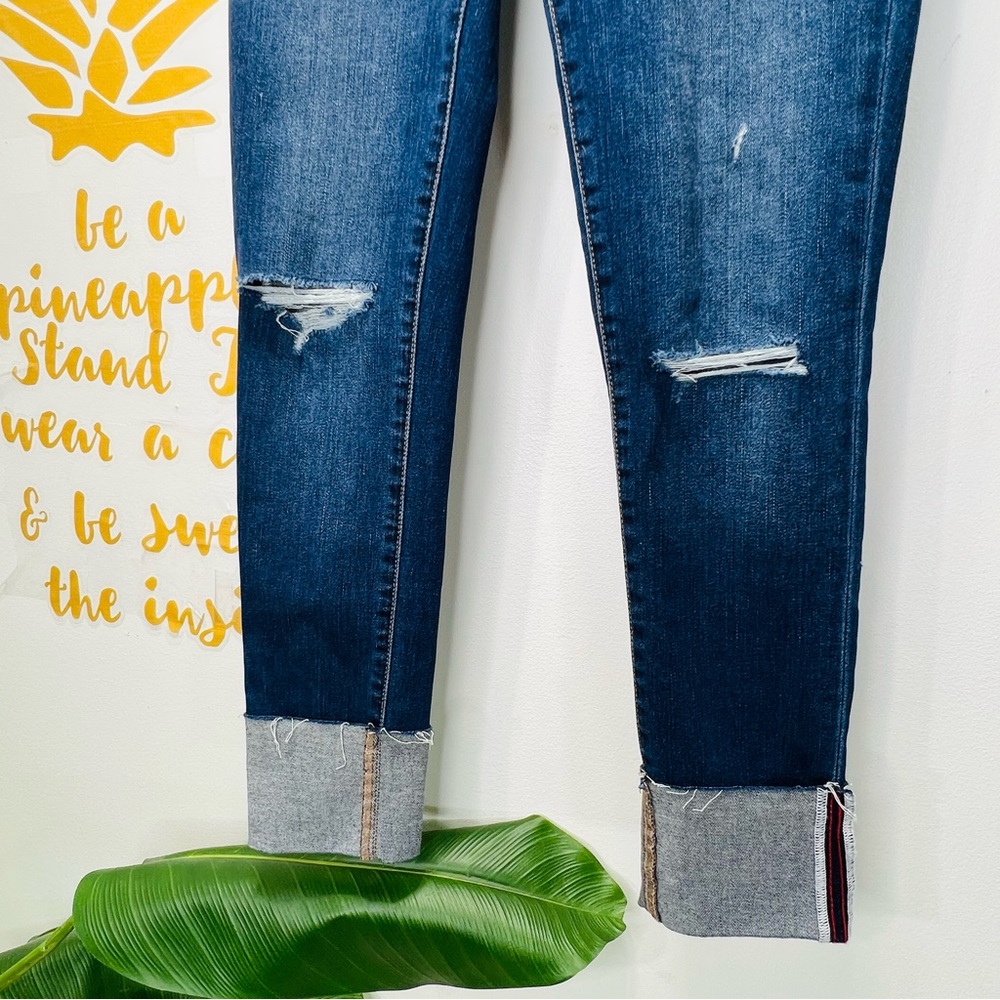 JOE’S JEANS “The Charlie” High Rise Cropped Cuff Denim Jean Size 26 - Picture 5 of 13